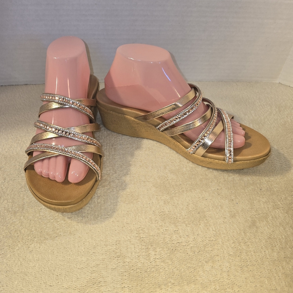 Mariella Rosati Rose Gold Champaign Rhinestone Strappy Wedge Sandals siz…